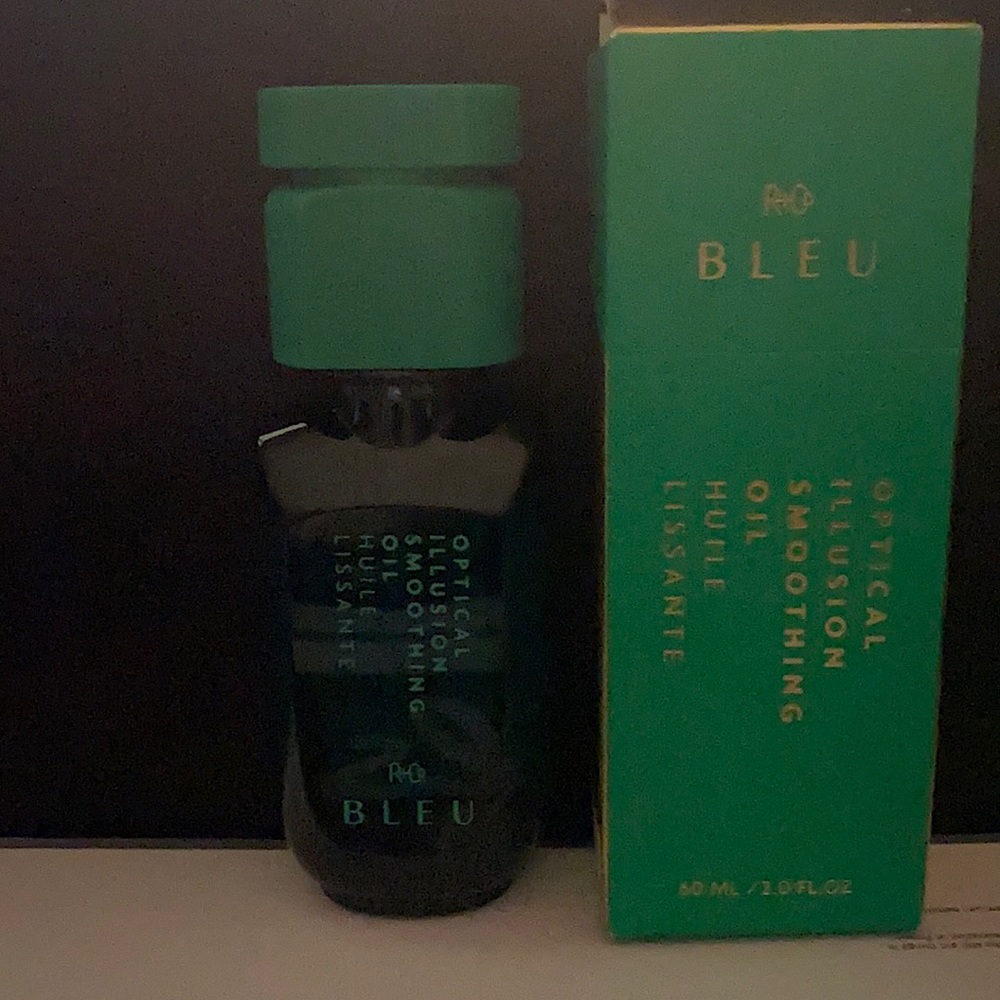 NEW BLEU by R+Co Optical Illusion Smoothing Oil